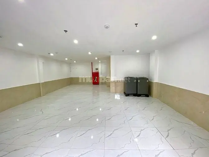 B.từ Liêm,Phú Diễn: Bán Căn Ccmn 7T Thang Máy,18 Phòng Kk,Ôtô Đỗ Cửa