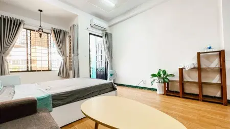 Căn Hộ Ban Công View Landmark 81 Ngay Nguyễn Hữu Cảnh Bình Thạnh