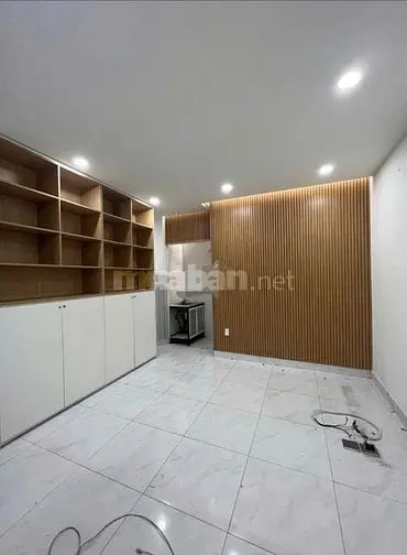 Cho Thuê Nhà Hẻm 4M(Xh) Lạc Long Quân, P.5, Q.11 Giá 5,5Tr