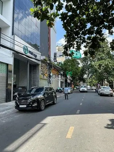 Căn Nhà 6 Tầng Bề Ngang Gần 11M Mặt Tiền Khu Dịch Vụ Sư Vạn Hạnh Q.10