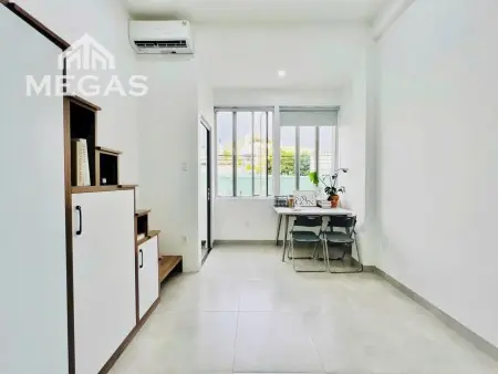 Căn Hộ Có Gác Cho Thuê Ở Được Từ 3 - 4 Người Full Nội Thất Giá Sinh Viên Nằm Ngay Nguyễn Thị Định