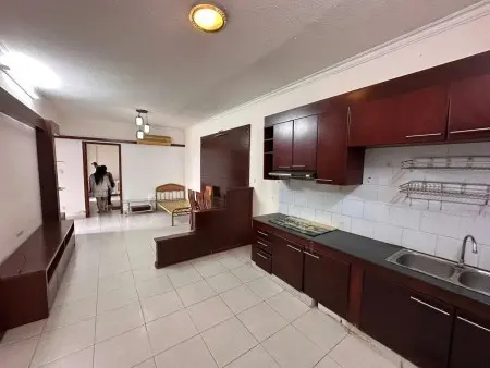 Chung Cư Bàu Cát, Hồng Lạc, Tb: 2P Ngủ, 2Wc, 80M2, 8Tr/Th