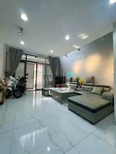 Nhà Hẻm Ô Tô 18A Nguyễn Thị Minh Khai, Quận 1 - Giá 22 Triệu