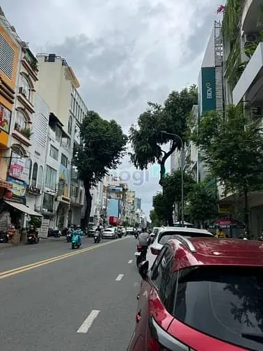 Cho Thuê Giá Siêu Rẻ.võ Văn Tần Quận 3, Dt: 5X20 Kc: Trệt 3 Tầng,