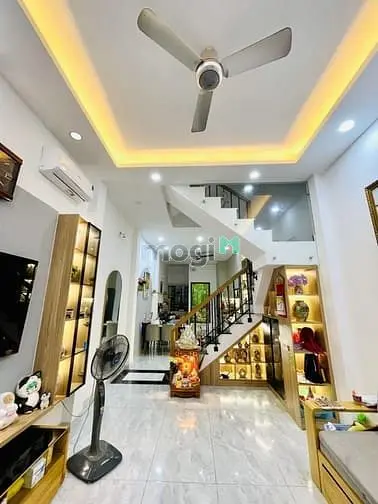 Bán Nhà Phan Đăng Lưu - Q.phú Nhuận - 3,65M X 13,5M - Giá 10 Tỉ