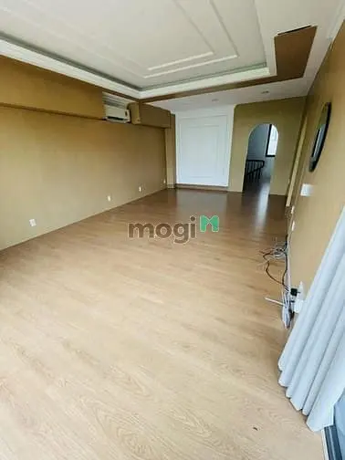 Cho Thuê Nhà Nội Khu Hà Đô Centrosa – 200 Ba Tháng Hai, Phường 12, Q10