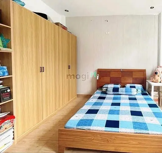 🏠 Nhà Đúc Trệt Lầu // Quang Trung P14 Gv 📏 Dt : 4 X 11.5 Pk, Pb, 2 P