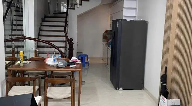 Bán Nhà Gần Phố Thạch Bàn Cổ Linh, Cách Aeon, Cầu Vĩnh Tuy Chỉ 500M. Lh 0965858116