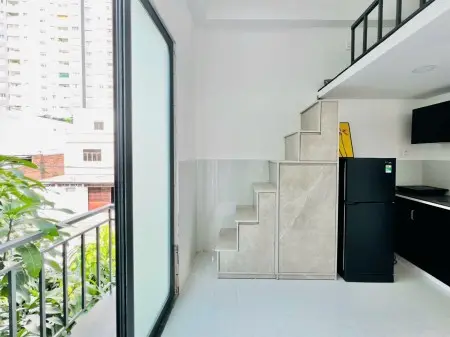 Căn Hộ Có Gác – Ban Công Thoáng Trịnh Đình Thảo, Tân Phú Gần Đại Học Văn Hiến , Quận 10 , Quận 11