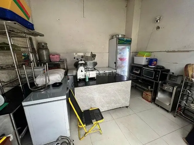 Sang Gấp Quán Bánh Mì – 110 Triệu, Vào Là Bán Ngay P15 Quận 10