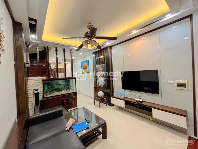 Chính Chủ Cần Bán Gấp - Nhà Đẹp Chợ Khâm Thiên - Nhà Đẹp - Ở Sướng - Thoáng Trước Sau