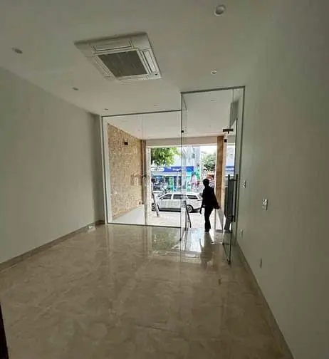 17 Tỷ! Bán Mặt Tiền Bạch Đằng, P2, Tân Bình - 4X18.6M - Hầm 6 Tầng Tm