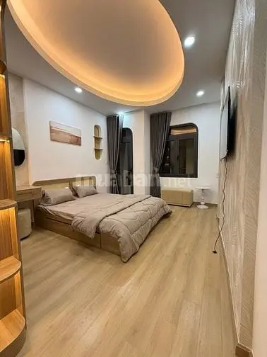 Bán Nhà Cô Giang Q.1 - 32M2 - 3Pn 3Wc Tặng Nội Thất, Giá 7,1 Tỉ