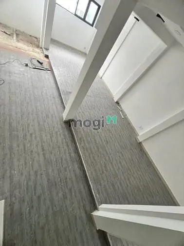 Cho Thuê Nhà Mặt Tiền Ngang 6M - Phan Đăng Lưu, Bt - Cầu Thang Cuối