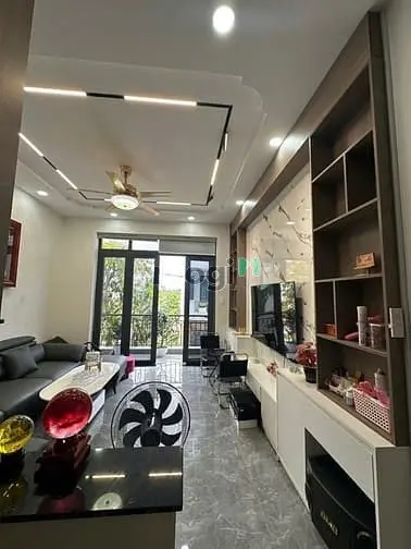 Nhà 1 Trệt 3 Lầu Đường Số 6 Long Bình Cạnh Vinhomes Grand Park.