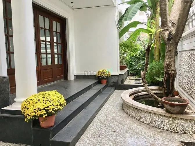Căn Biệt Thự Không Gian Sống Đẳng Cấp - Mức Giá Bình Dân Trong Lòng Tp