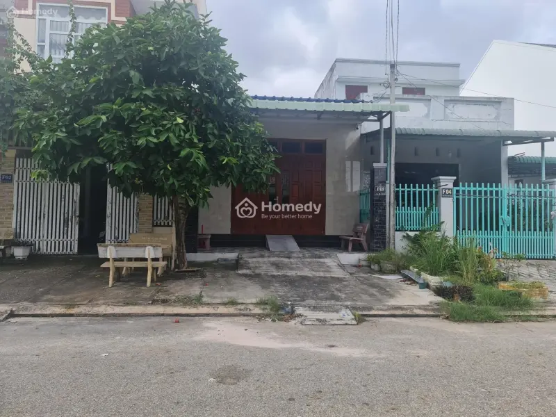 Bán Gấp Nhà Và Đất Khu Dân Cư Nguyễn Thái Học, P.tân An, Thị Xã Lagi, Bình Thuận. Giá Cắt Lỗ Nặng