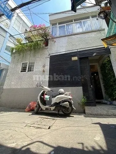 6058554 ảnh đại diện 1