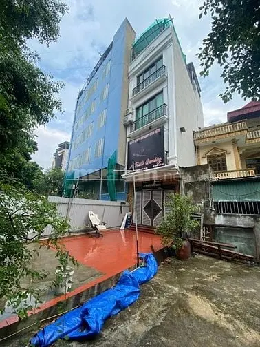 Cho Thuê Nhà 4 Tầng Mặt Đường Hoàng Trình Thanh, Phường Kiến Hưng