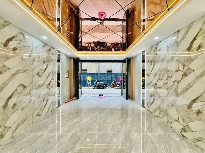 Khu Vip!!! ⭐️Nhà 5 Lầu Tuyệt Đẹp Thang Máy Cao Cấp Hẻm 7M Phan Huyích