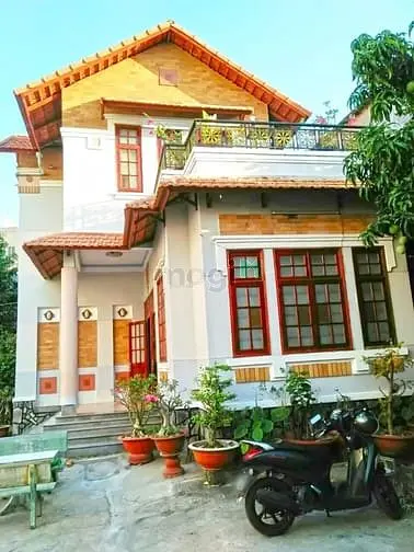 Biệt Thự Sân Vườn 1 Lầu Áp Mái Mặt Tiền Hẻm Xe Tải Gò Ô Môi, Quận 7