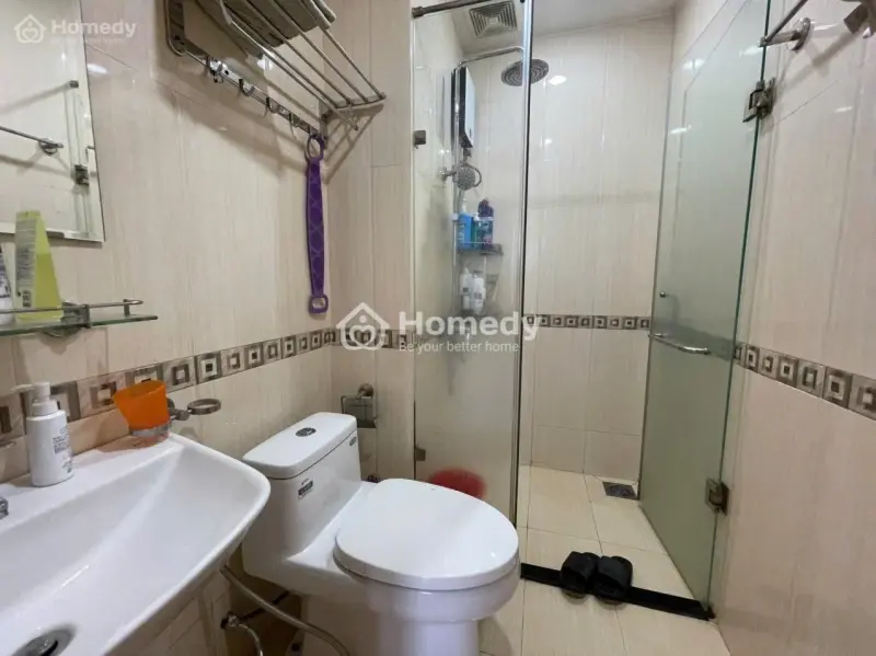 Cc The Usefull, Lạc Long Quân, Tb: 2P Ngủ Rộng, 2Wc, Máy Lạnh Giá 9Tr5