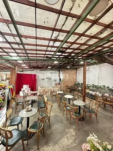Sang Quán Café Sân Vườn Nhà Gỗ + Photobooth – Mặt Tiền Phạm Văn Chiêu,
