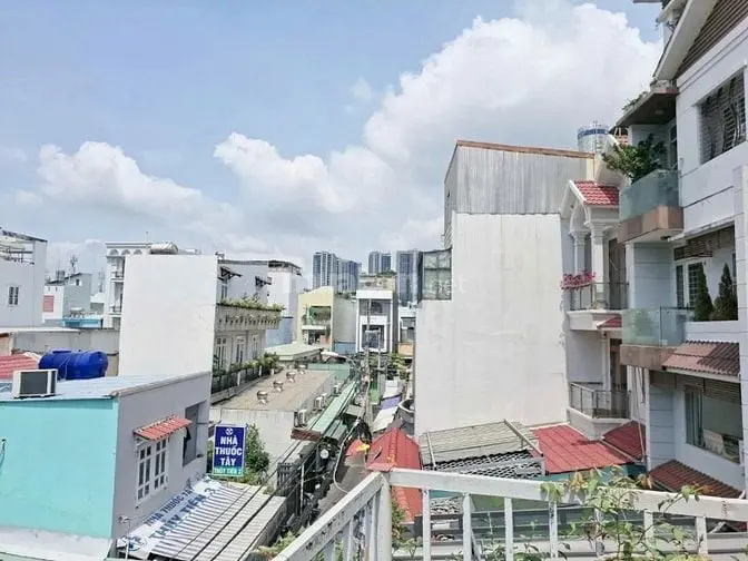 Nhà 2 Tầng Hẻm Xe Hơi 44 Bùi Văn Ba Quận 7. 5,5*23 Chỉ 10,3 Tỷ.