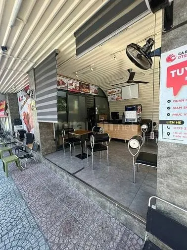 Cho Thuê Quán Cafe & Gà Rán – Góc 3 Mặt Tiền Cực Hiếm Ngay Trung Tâm