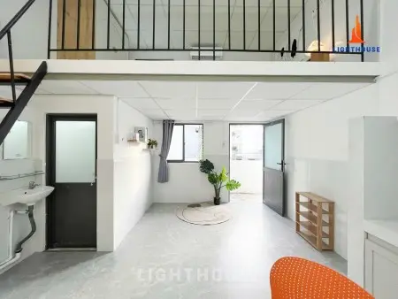 Duplex Siêu Thoáng Ngay Nguyễn Thị Định