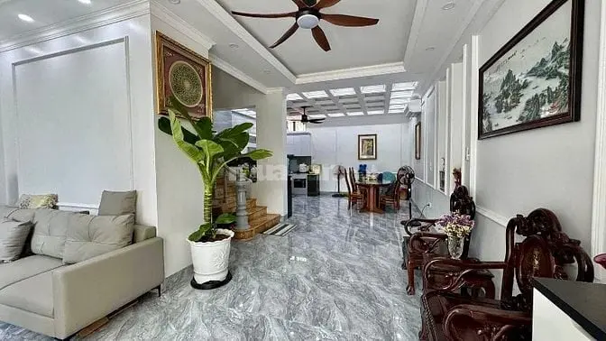 Giảm 2 Tỷ Giá Bán Đất Tặng Bt Sân Vườn 3 Tầng 130M2 Mt 6.5M - 1X Tỷ