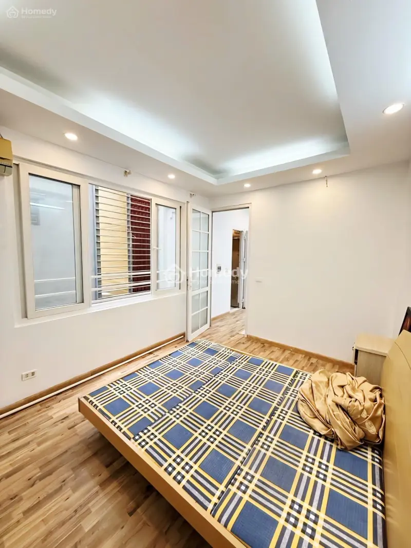 Hiếm Nhà Lô Góc Hoàng Hoa Thám Gần Phố 2 Thoáng 52M² X 4 Tầng Hơn 11 Tỷ