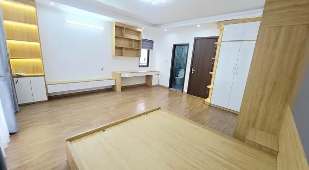 Bán Nhà Thạch Bàn - Lô Góc - 2 Mặt Thoáng - Full Nội Thất. 45M X 5T. Lh 0965858116
