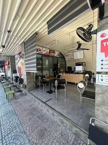 Cho Thuê Quán Cafe & Gà Rán – Góc 3 Mặt Tiền Cực Hiếm Ngay Trung Tâm