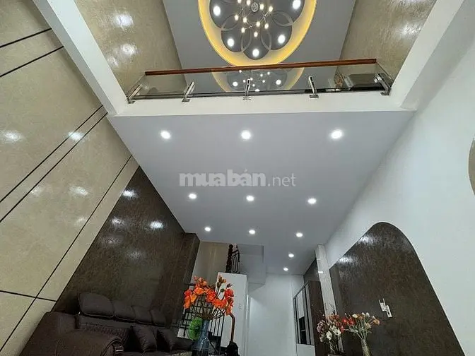 3 Lầu T.kế Singapore Full Nội Thất Ccấp Hẻm Xe Hơi Khu Vip Quang Trung