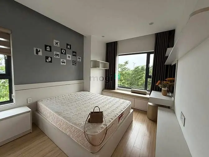 New City - Căn 3 Phòng Ngủ Full Nột Thất (Dt 117M2). Giá 24Triệu/Tháng