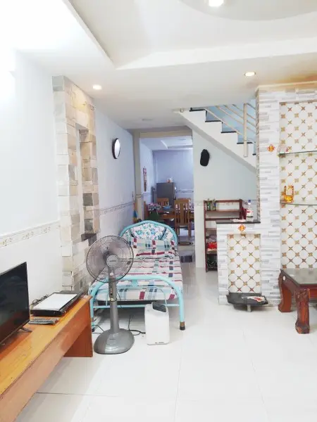 Cho Thuê Nhà Nguyên Căn 1 Trệt 1 Lầu 96 M2 Full Nội Thất Hẻm 766 Ql13 Gần Ngã Tư Bình Phước, Thủ Đức