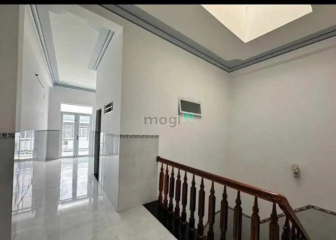Bán Nhà-Dt84M2(6,4X13M)-3Tầng-3Pn-Hxh-P Vĩnh Hoà-Nha Trang-2Ty650Tr.