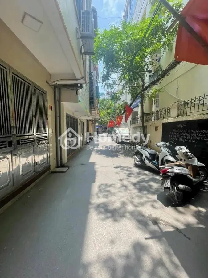 Chính Chủ Bán Nhà Phố Cầu Giấy,Dương Quảng Hàm Sổ Nở Hậu, 5 Tầng Dân Xây Kiên Cố Giá 8.9Tỷ