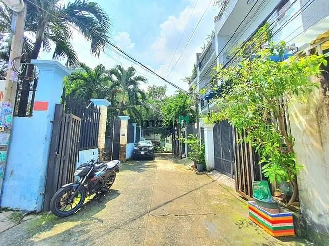 Bán Đất Ngang 5M. 2 Mặt Tiền Trước Sau ,Hẻm 200 Lê Văn Việt, Tnpb , Q9