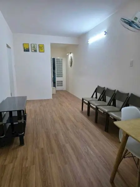 Căn Hộ 40M2,1P Ngủ, Wc , C/C Bàu Cát, P10, Tb,5Tr/Th. Thang Bộ