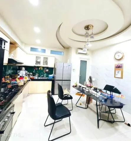 Bán Gấp Hẻm Oto Nguyễn Xí - Khu Phân Lô Bàn Cờ - 4 Tầng - 85M2 Giá Chỉ 13.4 Tỷ