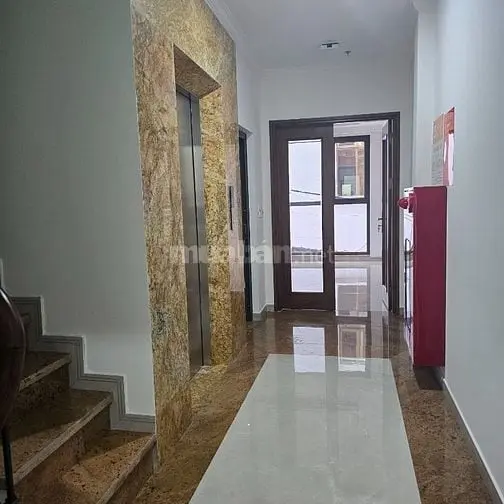 Bán Nhà 7 Tầng Thang Máy ,Phân Lô Đường 800A Ô Tô Vào. Giá 27.5 Tỷ