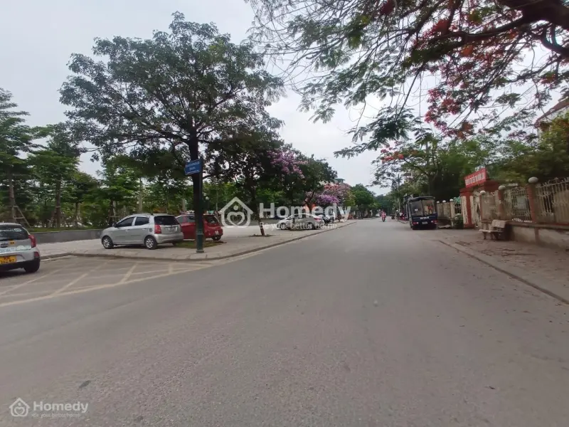 Bán Đất Tặng Ngay Nhà 2 Tầng Đang Kinh Doanh Ở Phúc Lợi, Long Biên
