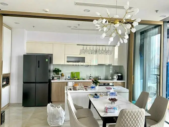 Cần Cho Thuê Gấp Vinhomes Golden River 121M2, 3Pn, Giá 38 Triệu