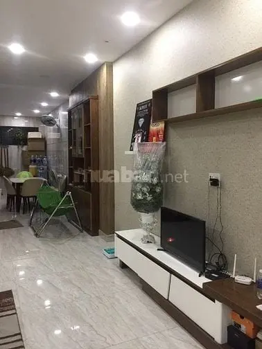 Gia Đình Cần Bán Căn Nhà 5 Tầng Hẻm Xe Hơi Sát Mặt Tiền Lê Văn Sỹ