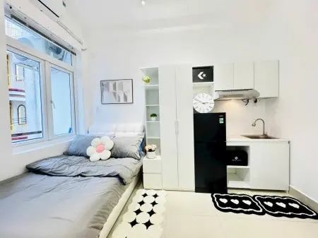 Cho Thuê Căn Hộ Ban Công Riêng Vibe Cực Chill Giữa Trung Tâm Phú Nhuận.