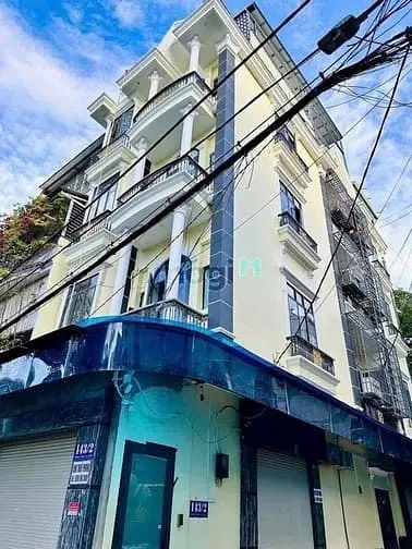 Bán Nhà 5 Tầng (5X17) 143/2 Phạm Huy Thông P6 Gò Vấp (17 Phòng )