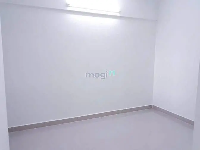 C/C Bàu Cát, Hồng Lạc,Tân Bình Căn 2P Ngủ,Không Nội Thất,9.6Tr