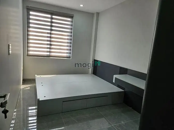 Nhà Mới Xây Gia Quất 5 Tầng Gara Ô Tô, Mặt Tiền 5M. Gíá 9,1 Tỷ